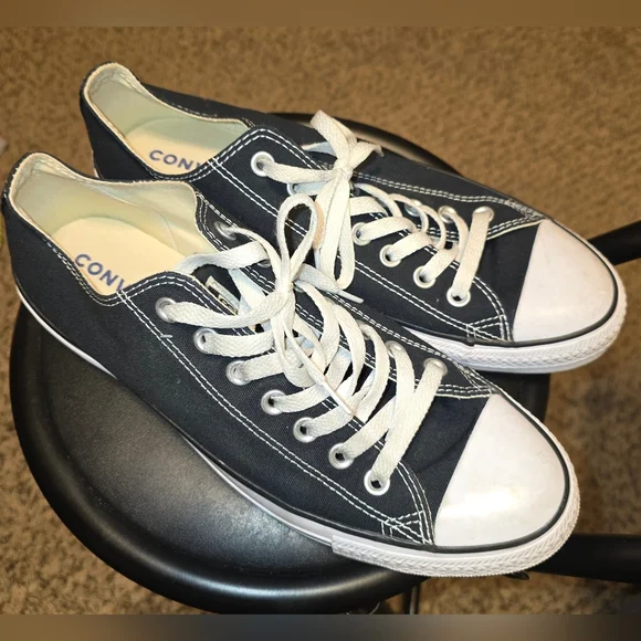 Converse Black and White Sneakers - Picture 4 of 7